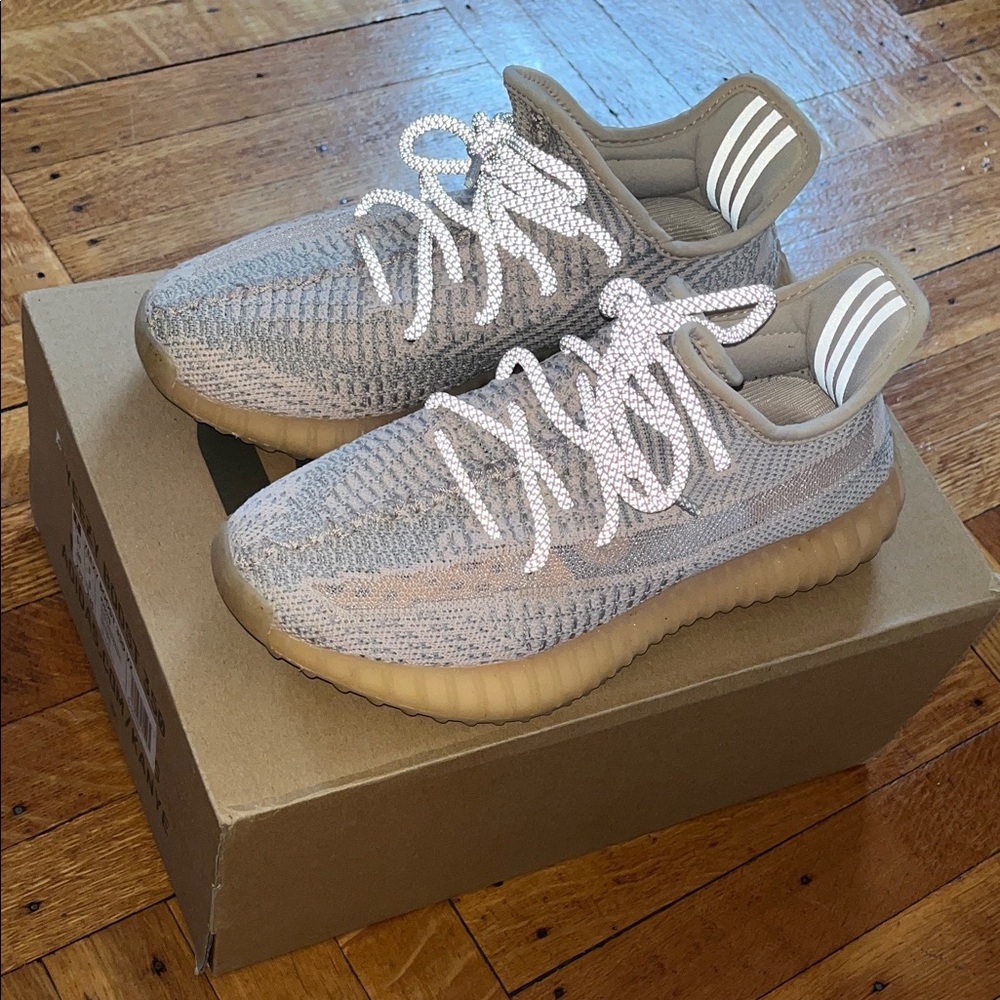 Yeezy Boost 350 V2